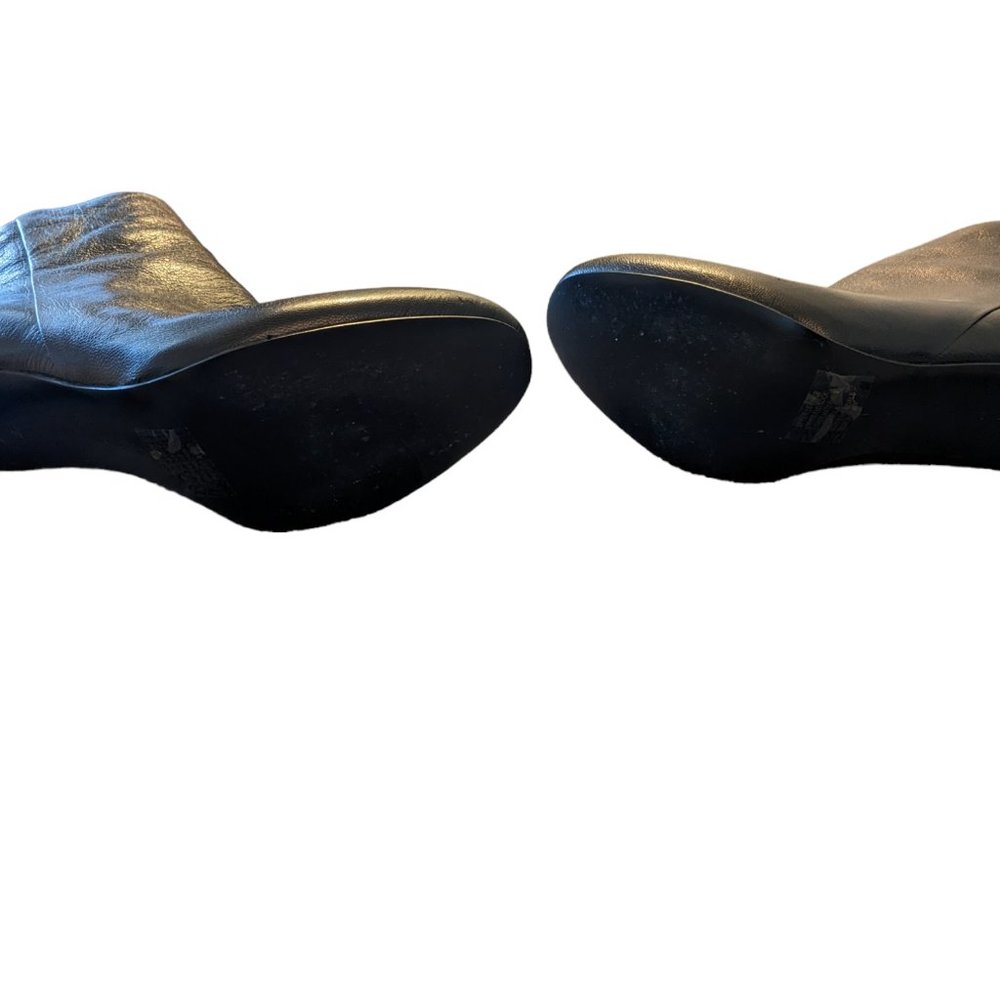 Banana Republic Black Leather Booties - Picture 6 of 7